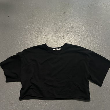Basic crop shirt