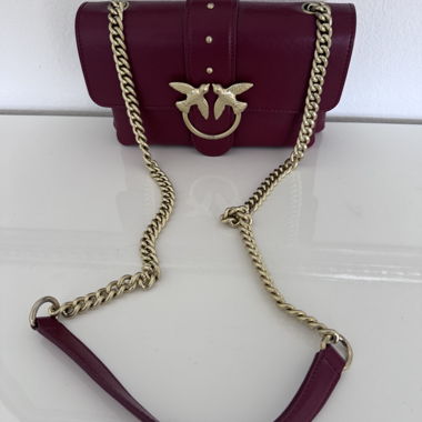 Burgundy Schultertasche