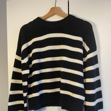 Gestreifter Pullover 