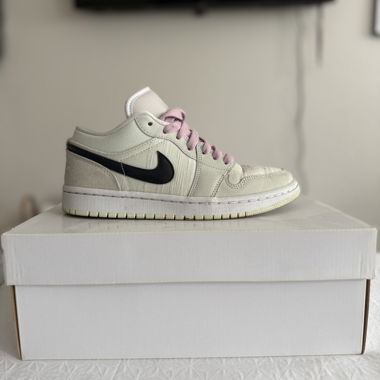 Air Jordan 1 Low OG “Year of the Rabbit”