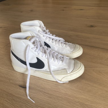 Sneakers Nike alte