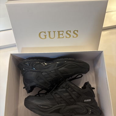 Guess chaussure