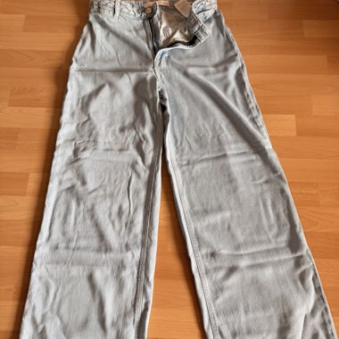 Pantaloni Guess