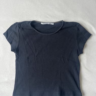Dark blue crop T-shirt