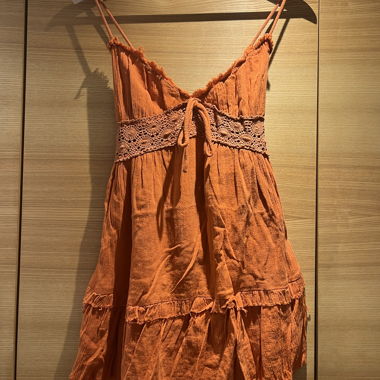 rotes Sommerkleid
