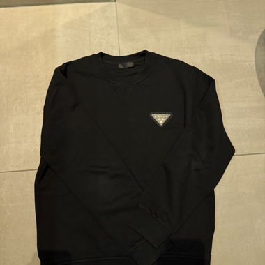 luxurious sweatshirt