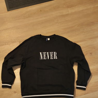 H&M Sweater