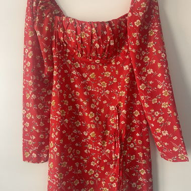 Ultima occasione: Mini abito rosso floreale