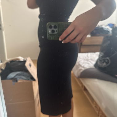 Black midi zara pencil dress 
