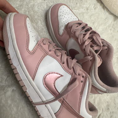 Nike dunk low Pink Velvet 