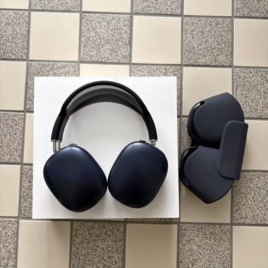 FALSI Apple AirPods Max
