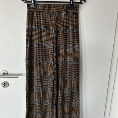 Pantaloni larghi a quadri