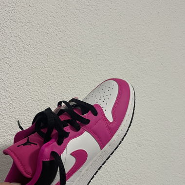 NIKE DUNK LOW