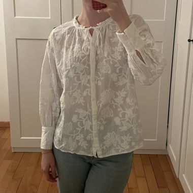 Blusa Mango bianca con ricamo