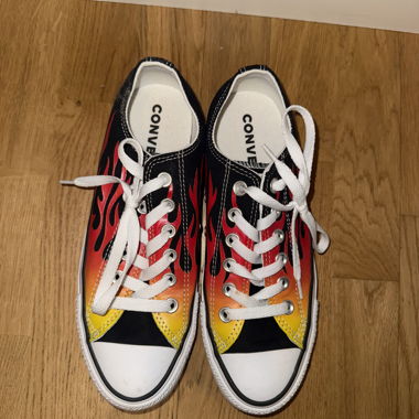 Baskets Converse à flammes