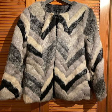 Faux Fur Chevron Jacket, Zebra, gr. S