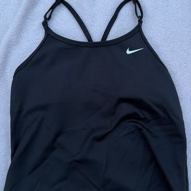 Top sportivo Nike