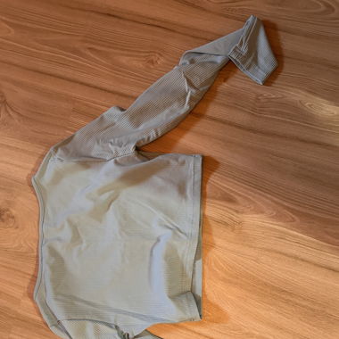 Bauchfreies oberteil