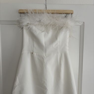 Poema White Feather Dress, Size 38