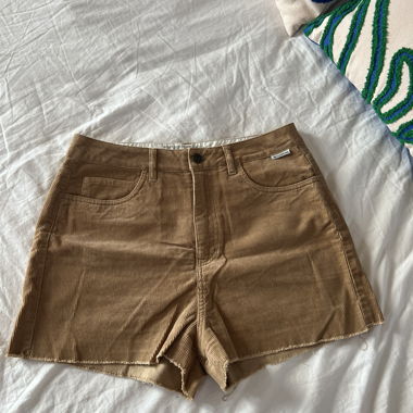 Short ELEMENT beige en velours côtelé