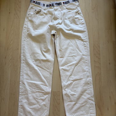 Tommy Jeans white jeans
