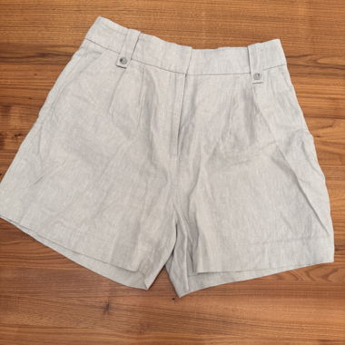 Light beige H&M shorts