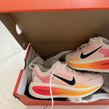 Nike Vomero 18