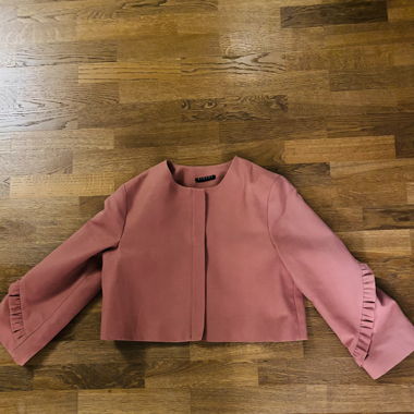 Kurzer Blazer Gr. 34/36 und 7/8 Ärmel