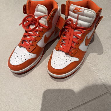 Nike High-Top Sneakers Orange