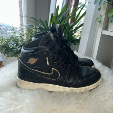Air Jordan One