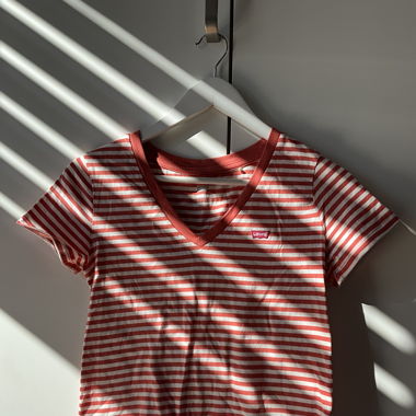 LEVI’S STRIPED T-SHIRT 