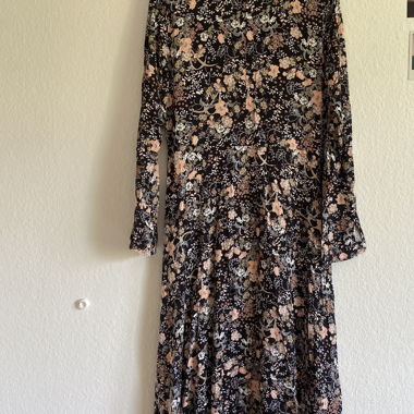 Unbenutzt, Maxi-Kleid mit Blumenmuster