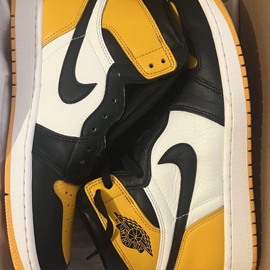 Nike Air Jordan 1 High Taxi Grösse 44