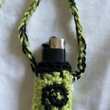 Feuerzeug Halter gehäkelt 