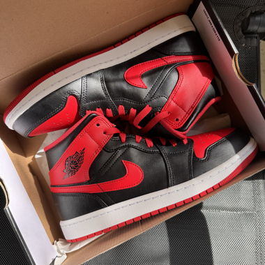 Air Jordan 1 mid rot 