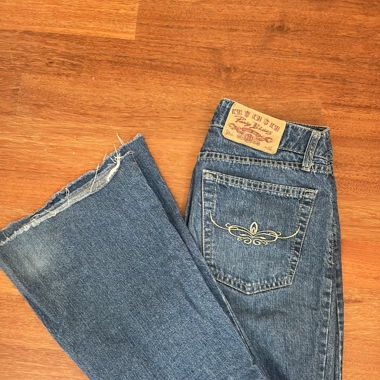 flared jeans
