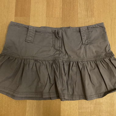 Mini gonna marrone arricciata