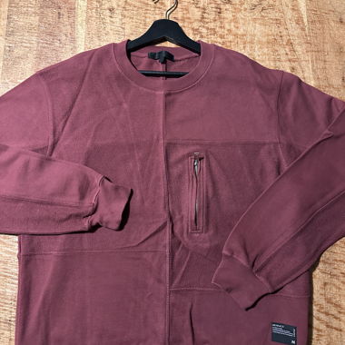 Sweatshirt mit kleine Tasche