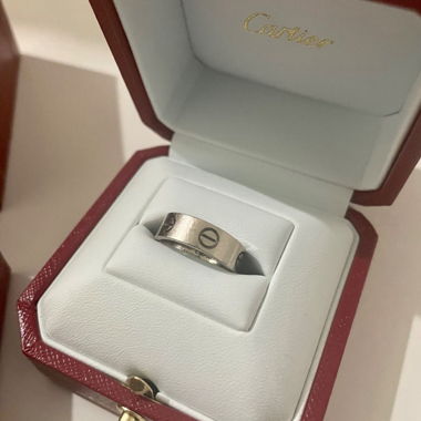 Bague Cartier Love en or blanc taille 50