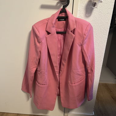 4 new blazers, size M