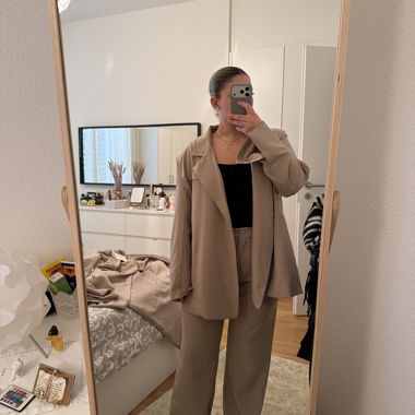 beige suit set