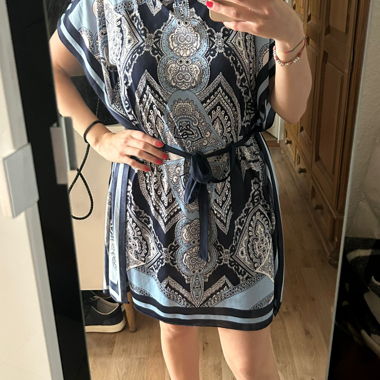 Patterned belted dress