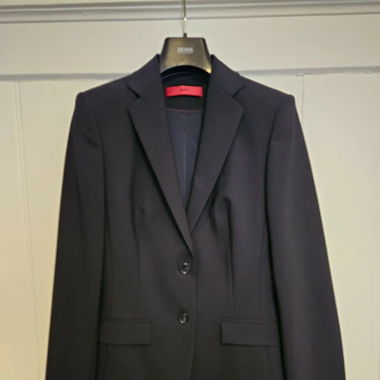 Dunkelblauer Blazer von Hugo Boss