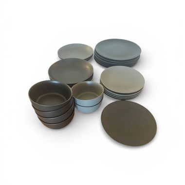 Ensemble de vaisselle en porcelaine H&M Home stylé 28 pièces
