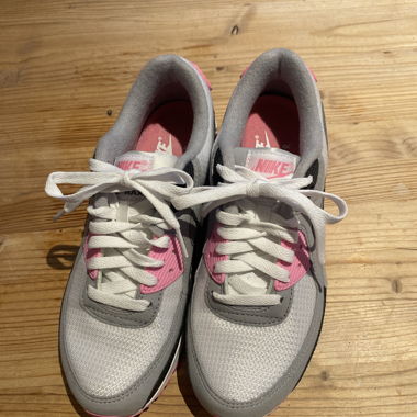 Nike Air Max grau/rosa