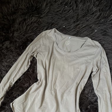 Long sleeve t shirt