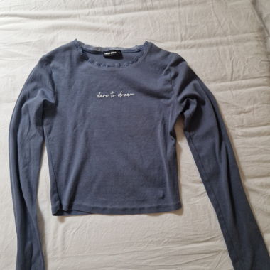 Top azzurro chiaro