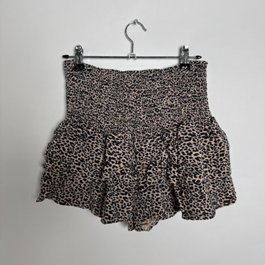 Pantaloncini Zara con stampa leopardata