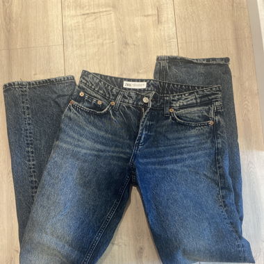 straight leg jean