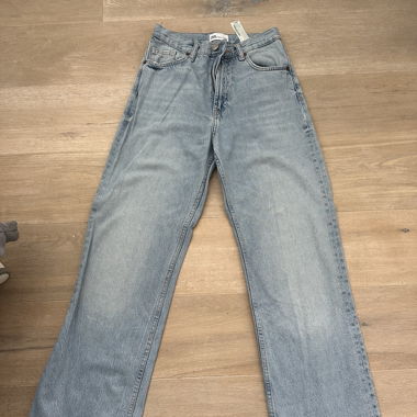 lightblue zara highwaist jeans